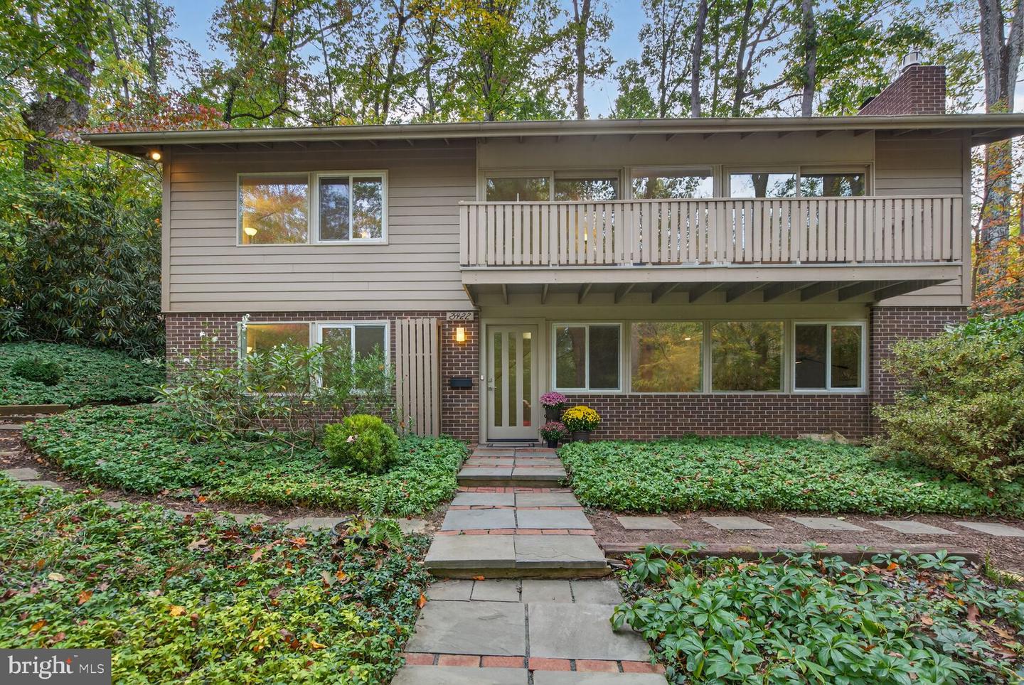 3422 CHARLESON ST, ANNANDALE, Virginia 22003, 5 Bedrooms Bedrooms, 14 Rooms Rooms,3 BathroomsBathrooms,Residential,For sale,3422 CHARLESON ST,VAFX2263584 MLS # VAFX2263584