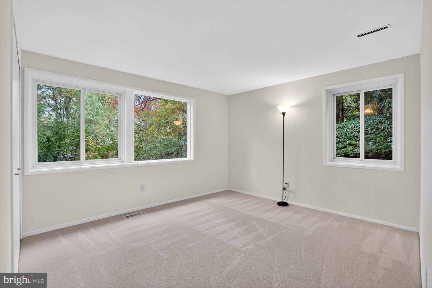 3422 CHARLESON ST, ANNANDALE, Virginia 22003, 5 Bedrooms Bedrooms, 14 Rooms Rooms,3 BathroomsBathrooms,Residential,For sale,3422 CHARLESON ST,VAFX2263584 MLS # VAFX2263584