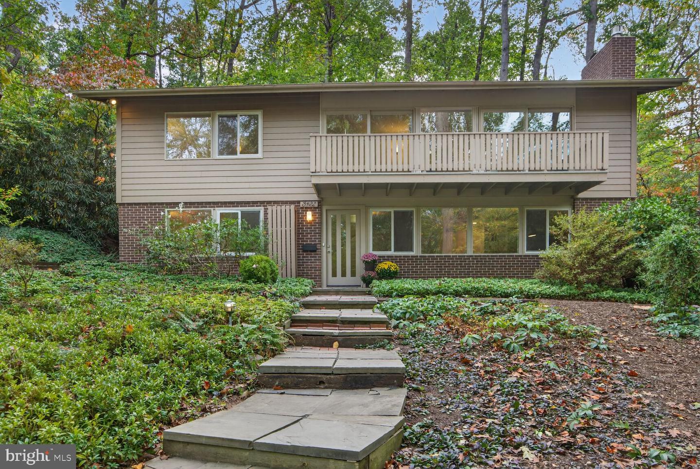 3422 CHARLESON ST, ANNANDALE, Virginia 22003, 5 Bedrooms Bedrooms, 14 Rooms Rooms,3 BathroomsBathrooms,Residential,For sale,3422 CHARLESON ST,VAFX2263584 MLS # VAFX2263584