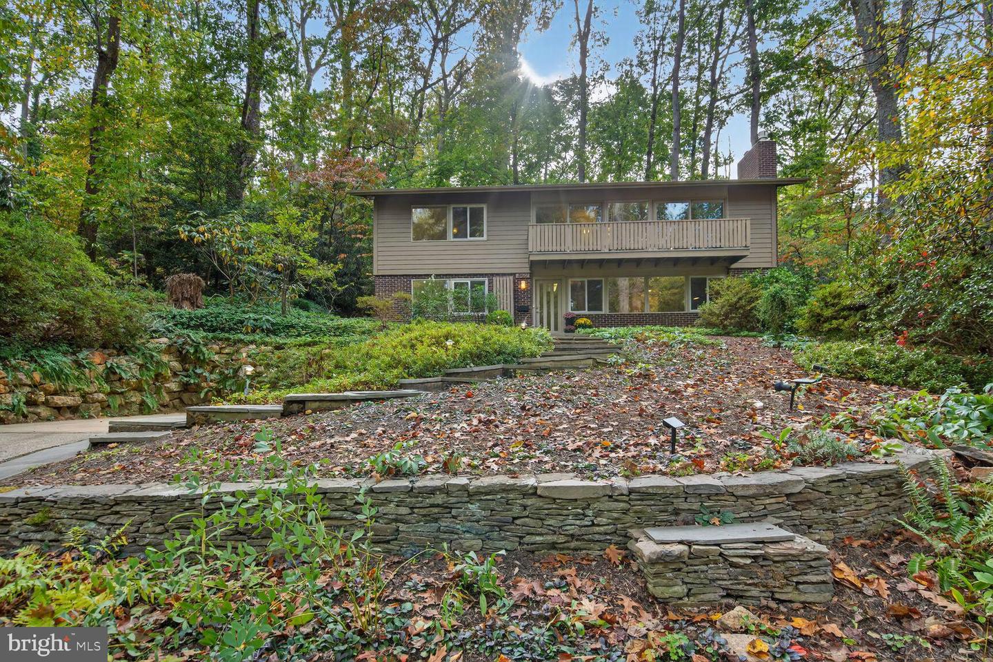 3422 CHARLESON ST, ANNANDALE, Virginia 22003, 5 Bedrooms Bedrooms, 14 Rooms Rooms,3 BathroomsBathrooms,Residential,For sale,3422 CHARLESON ST,VAFX2263584 MLS # VAFX2263584