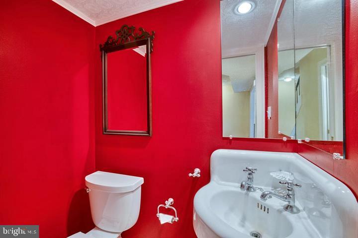 44 SYDNOR ST, HAMILTON, Virginia 20158, 4 Bedrooms Bedrooms, 12 Rooms Rooms,2 BathroomsBathrooms,Residential,For sale,44 SYDNOR ST,VALO2105590 MLS # VALO2105590