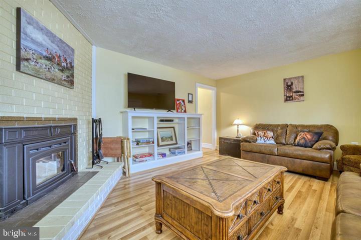 44 SYDNOR ST, HAMILTON, Virginia 20158, 4 Bedrooms Bedrooms, 12 Rooms Rooms,2 BathroomsBathrooms,Residential,For sale,44 SYDNOR ST,VALO2105590 MLS # VALO2105590