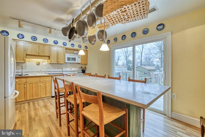 44 SYDNOR ST, HAMILTON, Virginia 20158, 4 Bedrooms Bedrooms, 12 Rooms Rooms,2 BathroomsBathrooms,Residential,For sale,44 SYDNOR ST,VALO2105590 MLS # VALO2105590