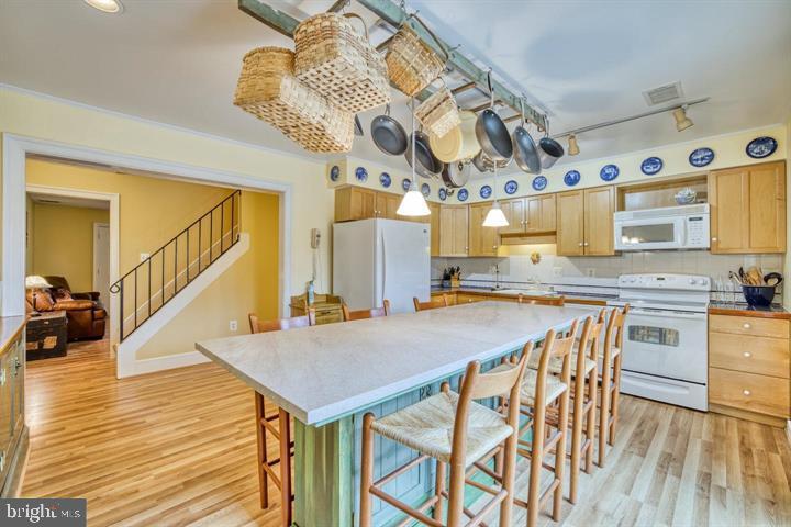 44 SYDNOR ST, HAMILTON, Virginia 20158, 4 Bedrooms Bedrooms, 12 Rooms Rooms,2 BathroomsBathrooms,Residential,For sale,44 SYDNOR ST,VALO2105590 MLS # VALO2105590