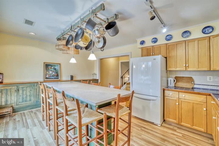 44 SYDNOR ST, HAMILTON, Virginia 20158, 4 Bedrooms Bedrooms, 12 Rooms Rooms,2 BathroomsBathrooms,Residential,For sale,44 SYDNOR ST,VALO2105590 MLS # VALO2105590
