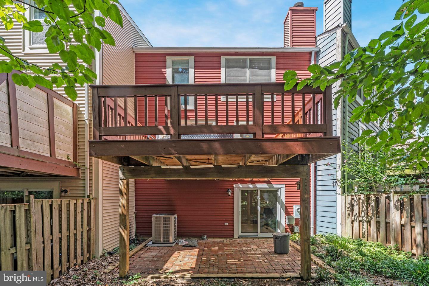 11269 SILENTWOOD LN, RESTON, Virginia 20191, 2 Bedrooms Bedrooms, 9 Rooms Rooms,2 BathroomsBathrooms,Residential,For sale,11269 SILENTWOOD LN,VAFX2264148 MLS # VAFX2264148
