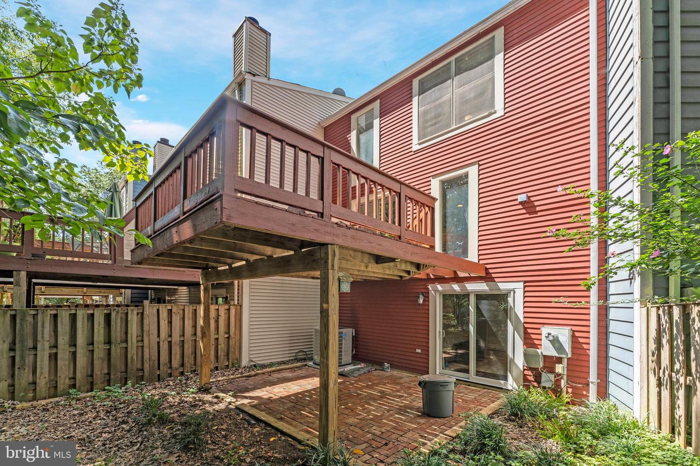 11269 SILENTWOOD LN, RESTON, Virginia 20191, 2 Bedrooms Bedrooms, 9 Rooms Rooms,2 BathroomsBathrooms,Residential,For sale,11269 SILENTWOOD LN,VAFX2264148 MLS # VAFX2264148