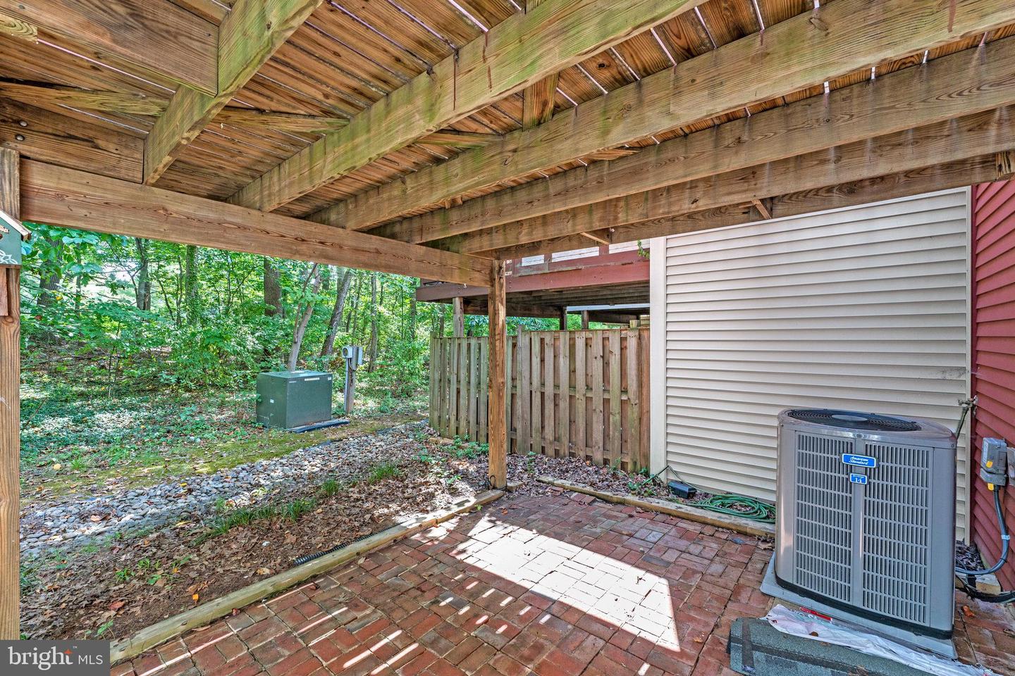11269 SILENTWOOD LN, RESTON, Virginia 20191, 2 Bedrooms Bedrooms, 9 Rooms Rooms,2 BathroomsBathrooms,Residential,For sale,11269 SILENTWOOD LN,VAFX2264148 MLS # VAFX2264148