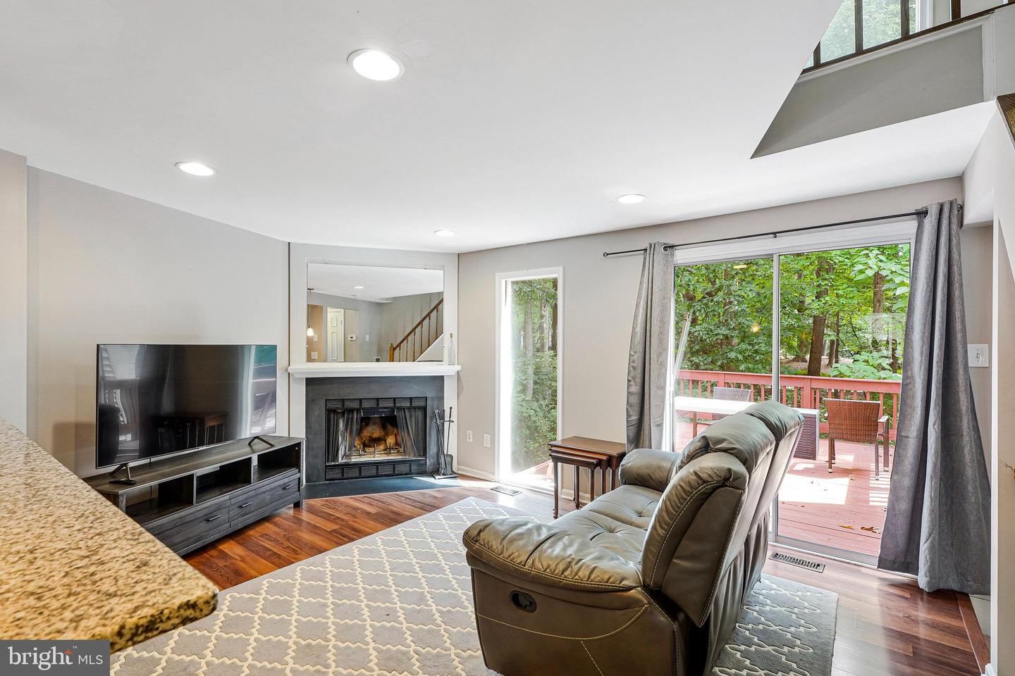 11269 SILENTWOOD LN, RESTON, Virginia 20191, 2 Bedrooms Bedrooms, 9 Rooms Rooms,2 BathroomsBathrooms,Residential,For sale,11269 SILENTWOOD LN,VAFX2264148 MLS # VAFX2264148