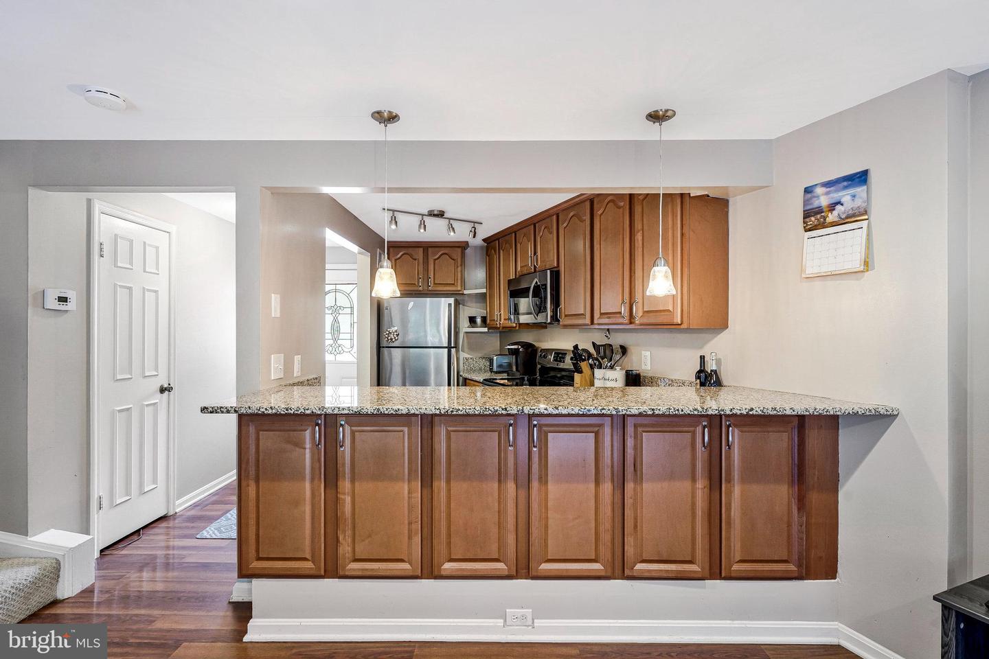 11269 SILENTWOOD LN, RESTON, Virginia 20191, 2 Bedrooms Bedrooms, 9 Rooms Rooms,2 BathroomsBathrooms,Residential,For sale,11269 SILENTWOOD LN,VAFX2264148 MLS # VAFX2264148