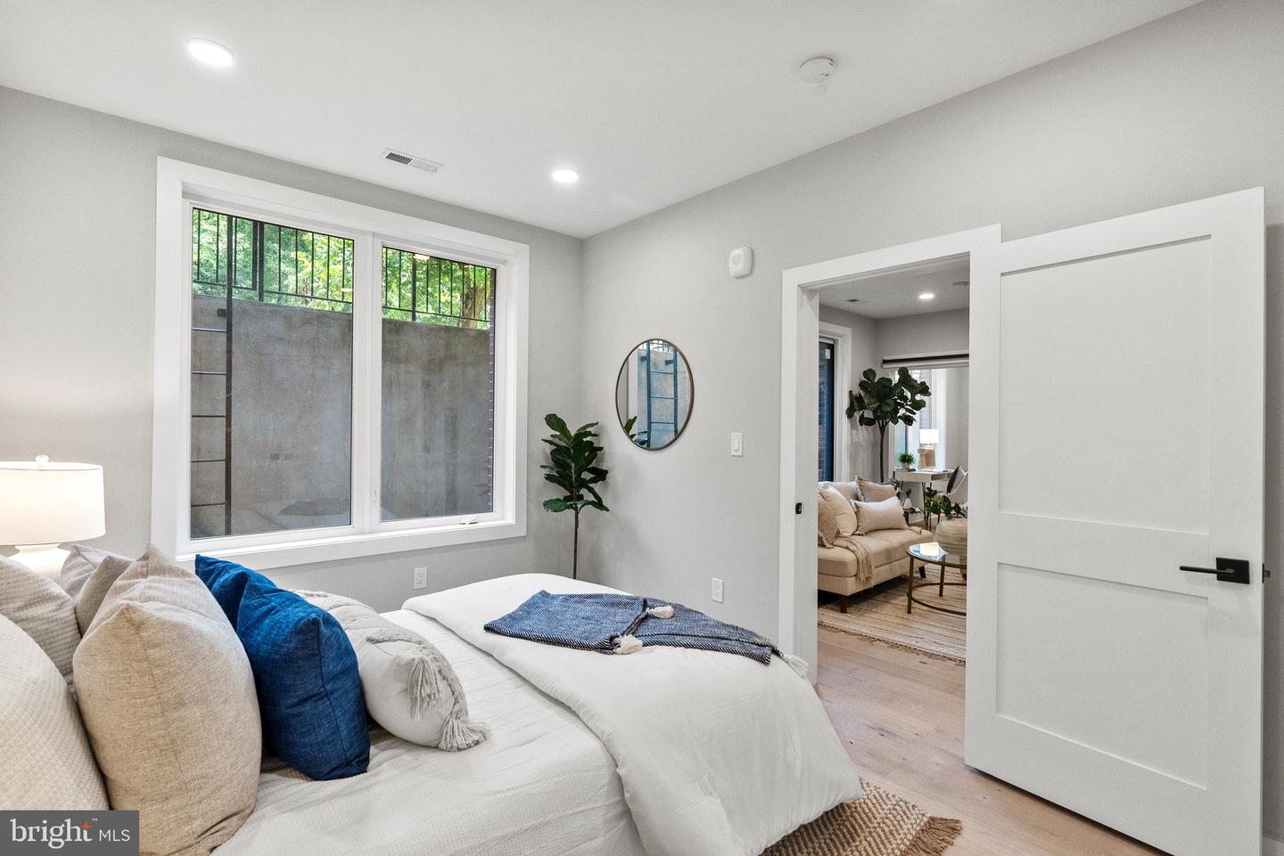2019 M ST NE #1, WASHINGTON, District Of Columbia 20002, 2 Bedrooms Bedrooms, ,2 BathroomsBathrooms,Residential,For sale,2019 M ST NE #1,DCDC2220830 MLS # DCDC2220830