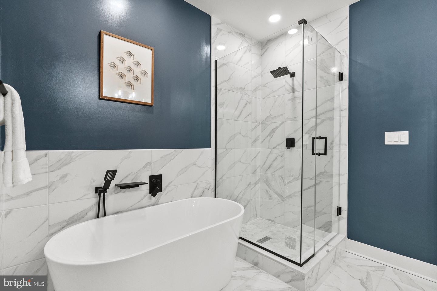 2019 M ST NE #1, WASHINGTON, District Of Columbia 20002, 2 Bedrooms Bedrooms, ,2 BathroomsBathrooms,Residential,For sale,2019 M ST NE #1,DCDC2220830 MLS # DCDC2220830