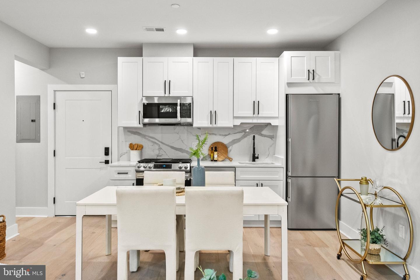 2019 M ST NE #1, WASHINGTON, District Of Columbia 20002, 2 Bedrooms Bedrooms, ,2 BathroomsBathrooms,Residential,For sale,2019 M ST NE #1,DCDC2220830 MLS # DCDC2220830