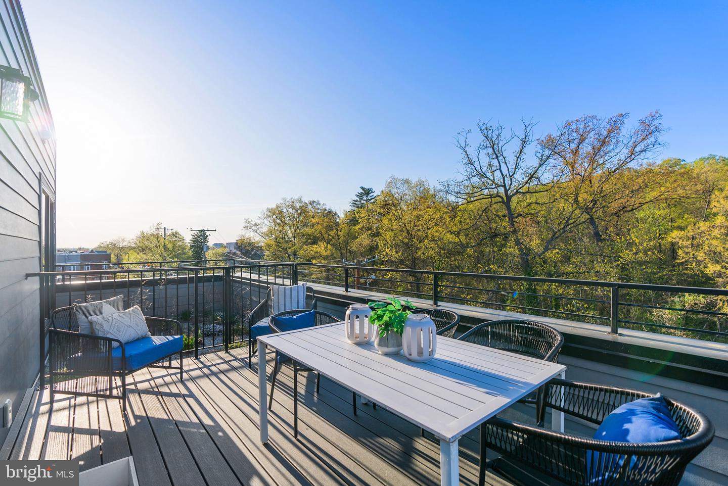 2019 M ST NE #PH9, WASHINGTON, District Of Columbia 20002, 2 Bedrooms Bedrooms, ,2 BathroomsBathrooms,Residential,For sale,2019 M ST NE #PH9,DCDC2220834 MLS # DCDC2220834