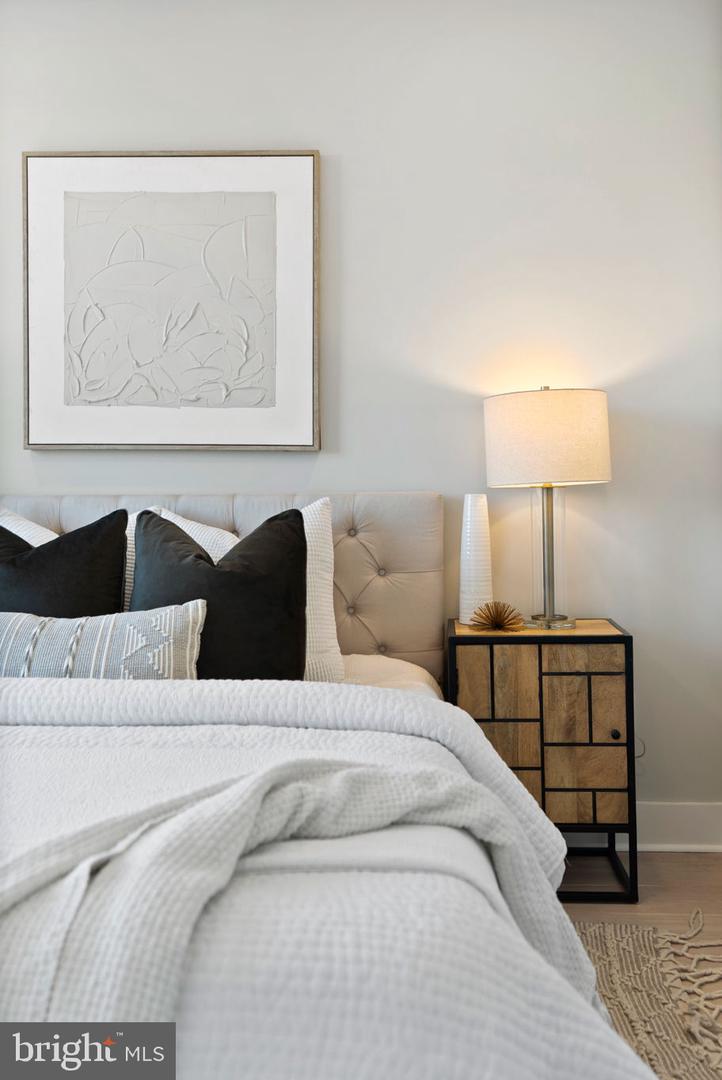 2019 M ST NE #PH9, WASHINGTON, District Of Columbia 20002, 2 Bedrooms Bedrooms, ,2 BathroomsBathrooms,Residential,For sale,2019 M ST NE #PH9,DCDC2220834 MLS # DCDC2220834