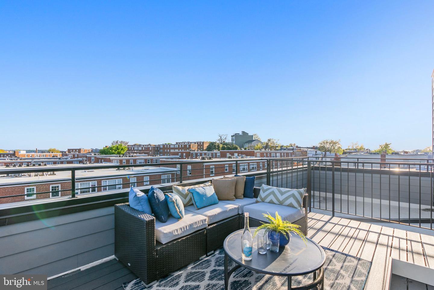 2019 M ST NE #PH9, WASHINGTON, District Of Columbia 20002, 2 Bedrooms Bedrooms, ,2 BathroomsBathrooms,Residential,For sale,2019 M ST NE #PH9,DCDC2220834 MLS # DCDC2220834