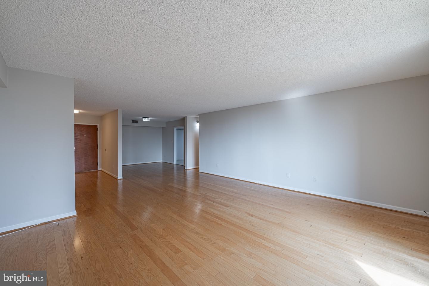 1101 S ARLINGTON RIDGE RD #704, ARLINGTON, Virginia 22202, 2 Bedrooms Bedrooms, 8 Rooms Rooms,2 BathroomsBathrooms,Residential,For sale,1101 S ARLINGTON RIDGE RD #704,VAAR2063638 MLS # VAAR2063638