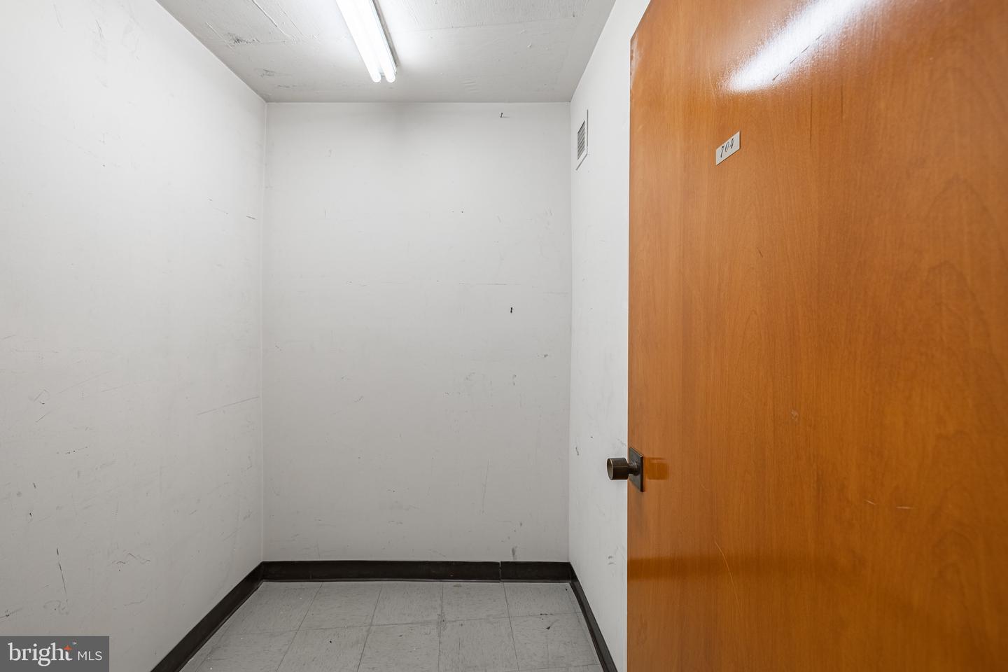 1101 S ARLINGTON RIDGE RD #704, ARLINGTON, Virginia 22202, 2 Bedrooms Bedrooms, 8 Rooms Rooms,2 BathroomsBathrooms,Residential,For sale,1101 S ARLINGTON RIDGE RD #704,VAAR2063638 MLS # VAAR2063638