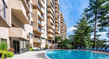 1101 S ARLINGTON RIDGE RD #704, ARLINGTON, Virginia 22202, 2 Bedrooms Bedrooms, 8 Rooms Rooms,2 BathroomsBathrooms,Residential,For sale,1101 S ARLINGTON RIDGE RD #704,VAAR2063638 MLS # VAAR2063638