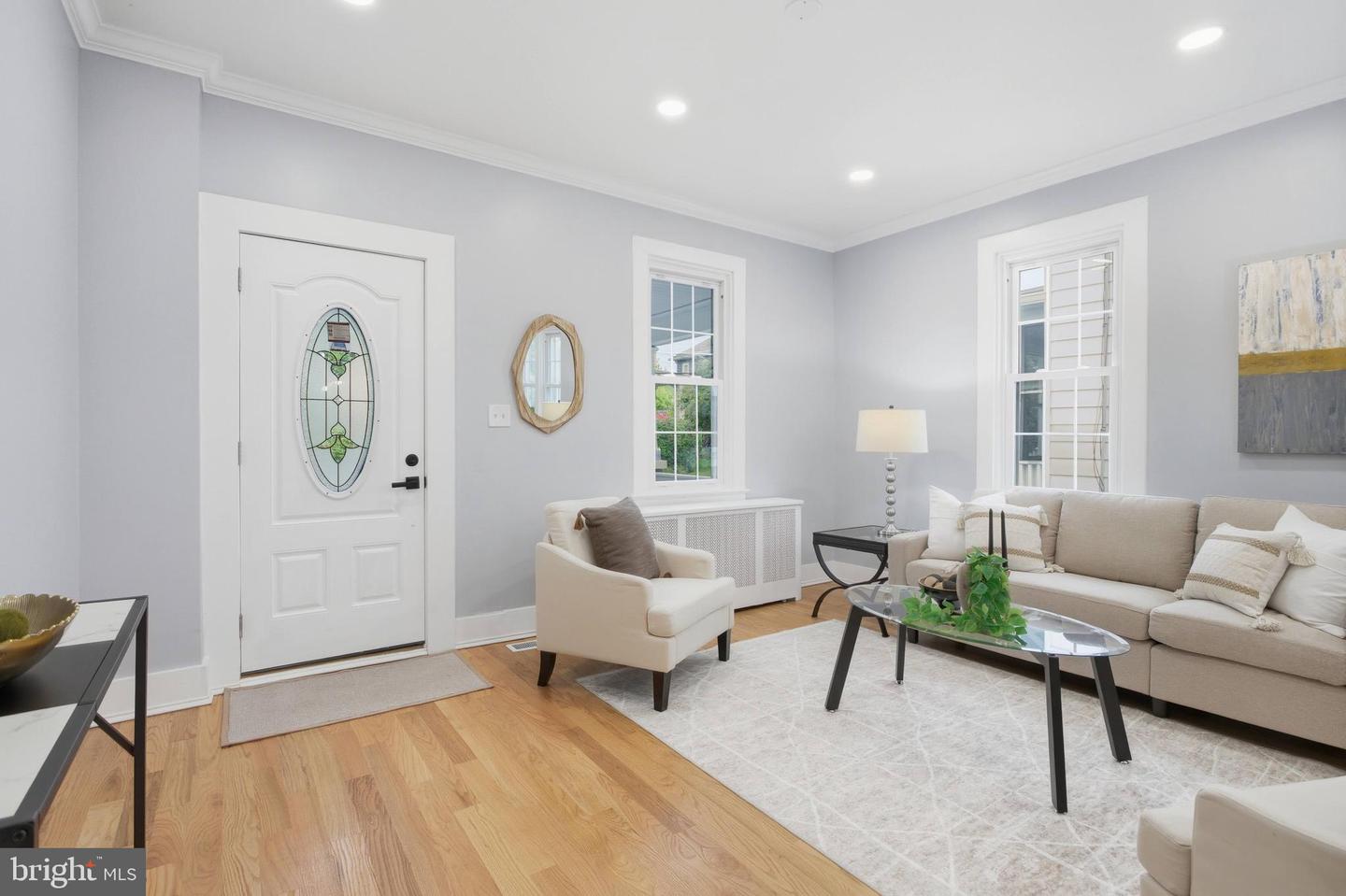 401 HUME AVE #A, ALEXANDRIA, Virginia 22301, 3 Bedrooms Bedrooms, ,1 BathroomBathrooms,Residential,For sale,401 HUME AVE #A,VAAX2049652 MLS # VAAX2049652