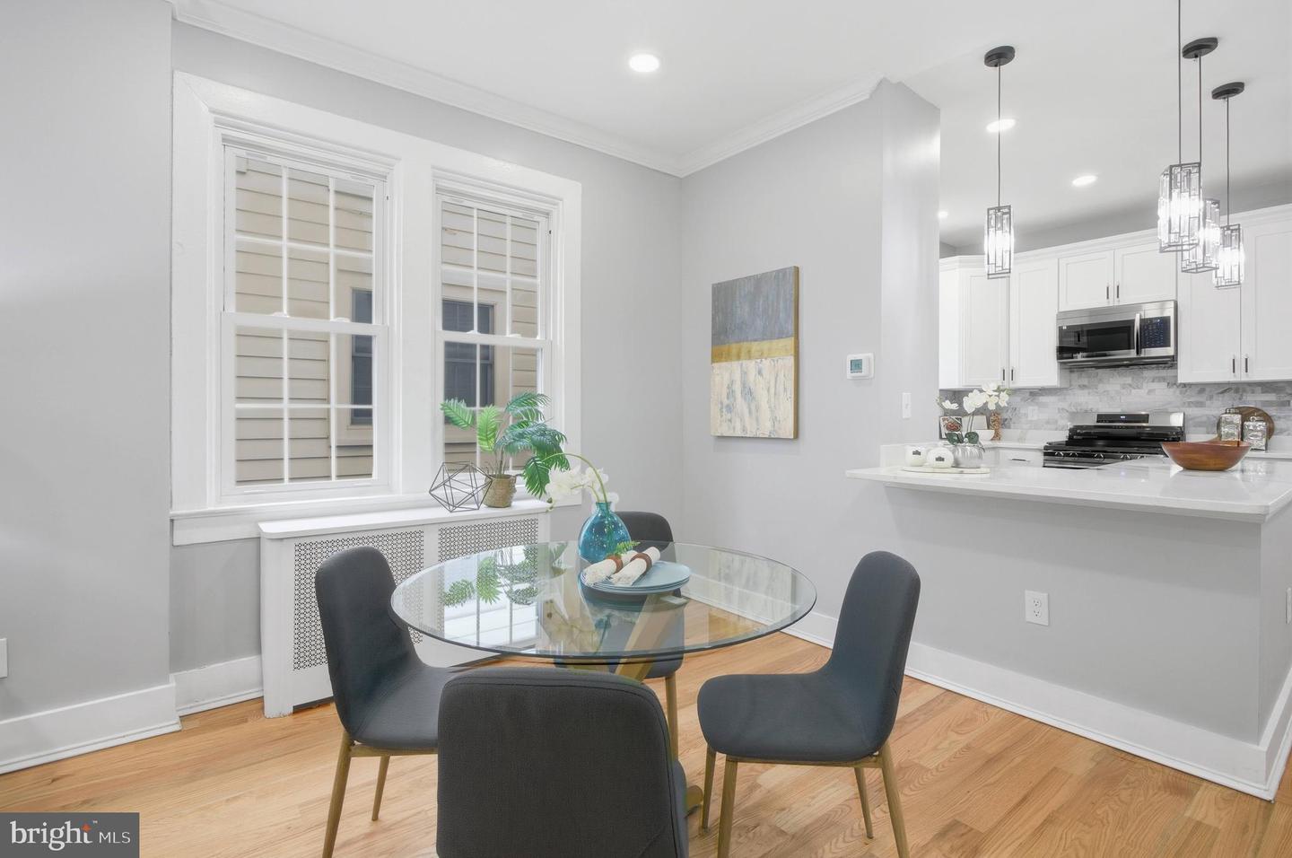 401 HUME AVE #A, ALEXANDRIA, Virginia 22301, 3 Bedrooms Bedrooms, ,1 BathroomBathrooms,Residential,For sale,401 HUME AVE #A,VAAX2049652 MLS # VAAX2049652