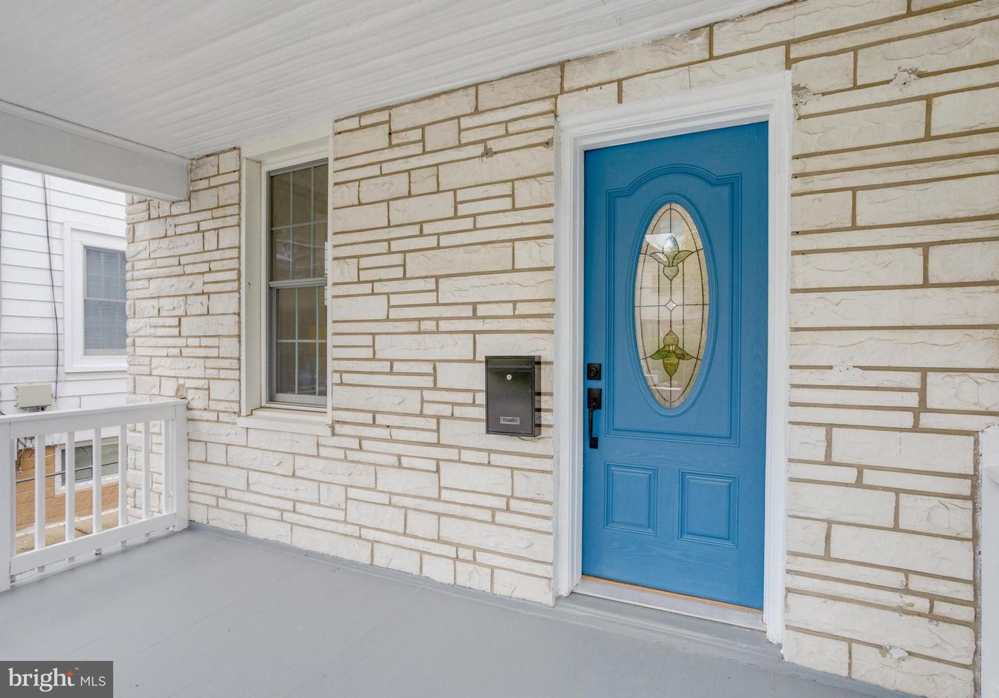 401 HUME AVE #A, ALEXANDRIA, Virginia 22301, 3 Bedrooms Bedrooms, ,1 BathroomBathrooms,Residential,For sale,401 HUME AVE #A,VAAX2049652 MLS # VAAX2049652