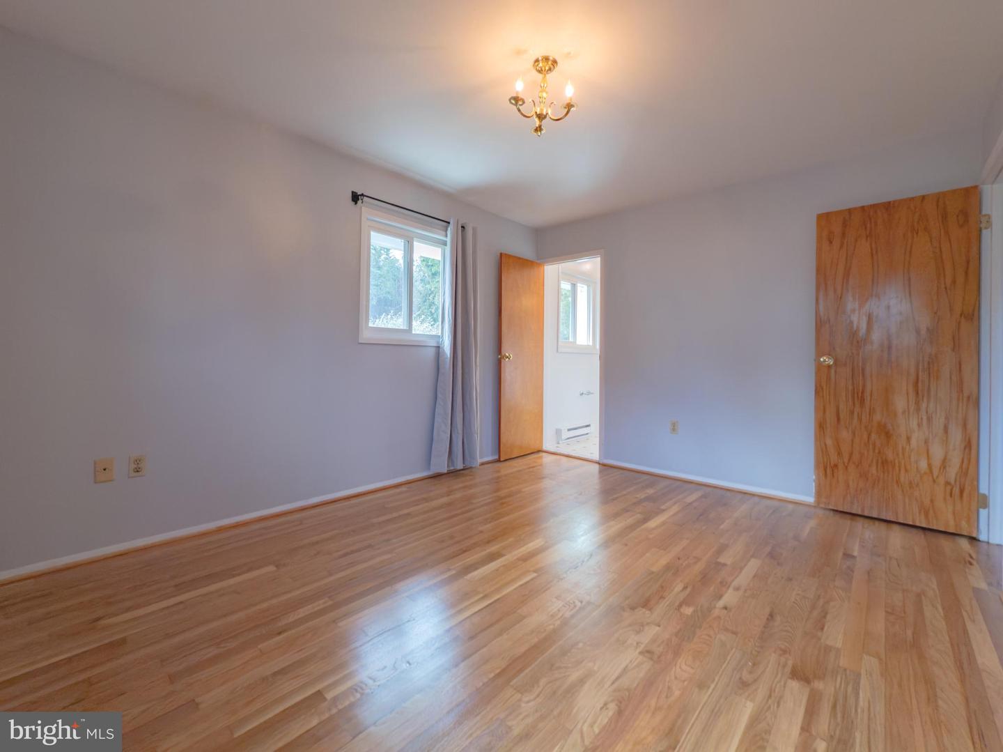 824 CONSTELLATION DR, GREAT FALLS, Virginia 22066, 5 Bedrooms Bedrooms, ,3 BathroomsBathrooms,Residential,For sale,824 CONSTELLATION DR,VAFX2267546 MLS # VAFX2267546