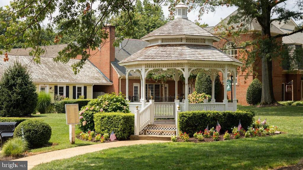 824 CONSTELLATION DR, GREAT FALLS, Virginia 22066, 5 Bedrooms Bedrooms, ,3 BathroomsBathrooms,Residential,For sale,824 CONSTELLATION DR,VAFX2267546 MLS # VAFX2267546