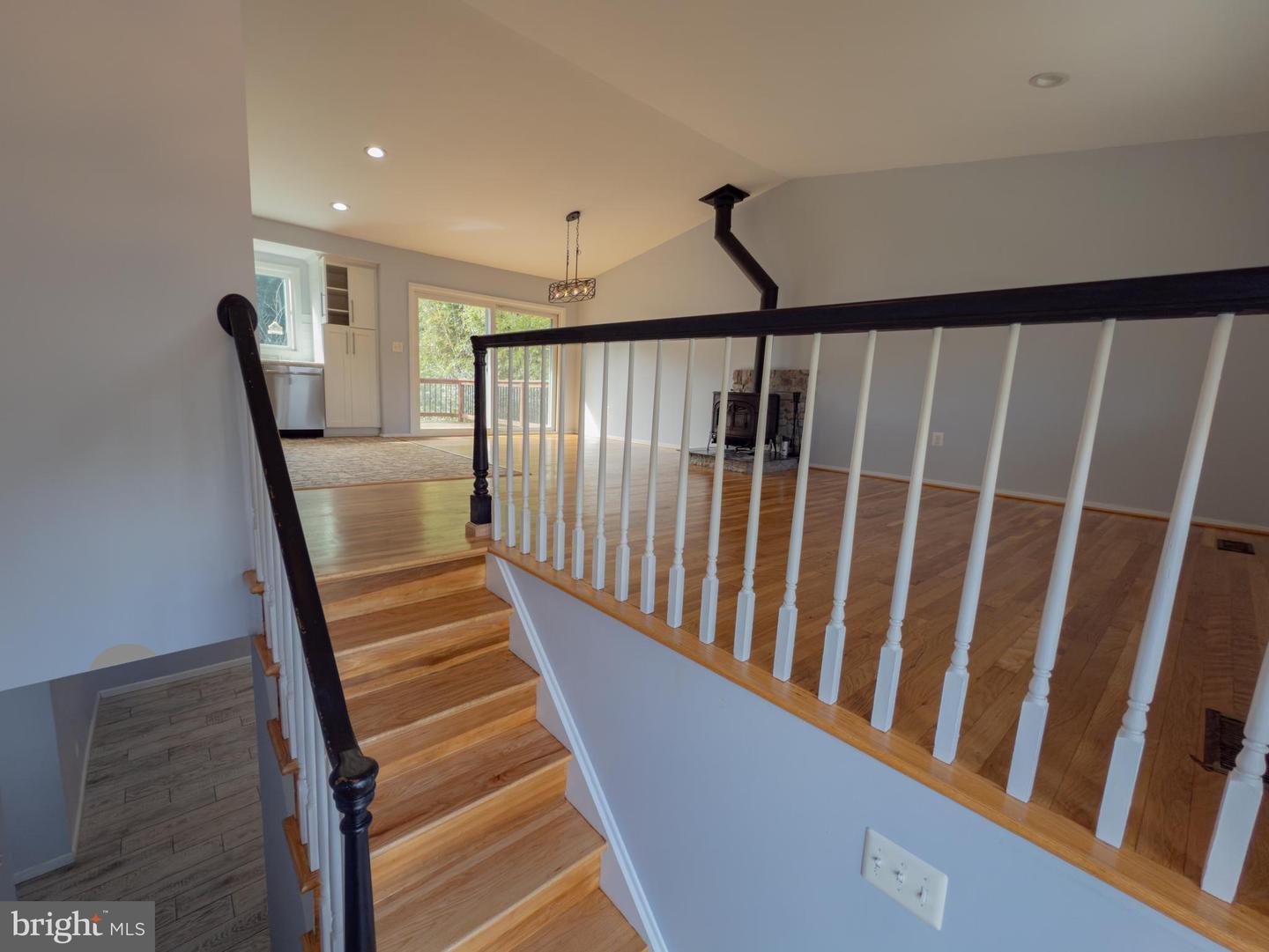 824 CONSTELLATION DR, GREAT FALLS, Virginia 22066, 5 Bedrooms Bedrooms, ,3 BathroomsBathrooms,Residential,For sale,824 CONSTELLATION DR,VAFX2267546 MLS # VAFX2267546