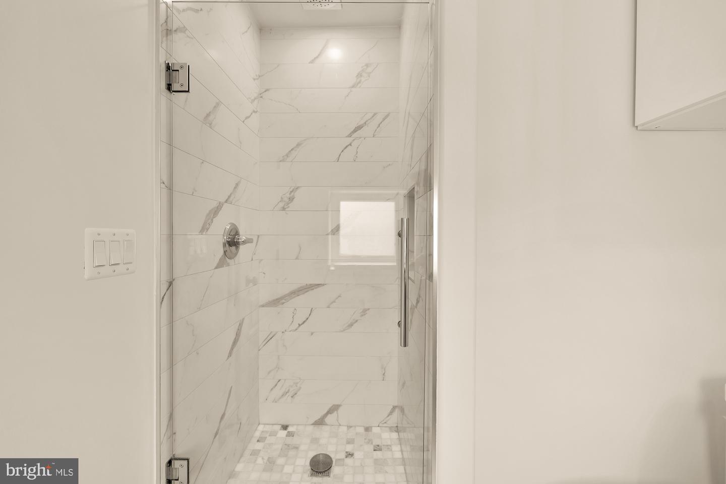 1739 D ST NE, WASHINGTON, District Of Columbia 20002, 4 Bedrooms Bedrooms, ,3 BathroomsBathrooms,Residential,For sale,1739 D ST NE,DCDC2223318 MLS # DCDC2223318