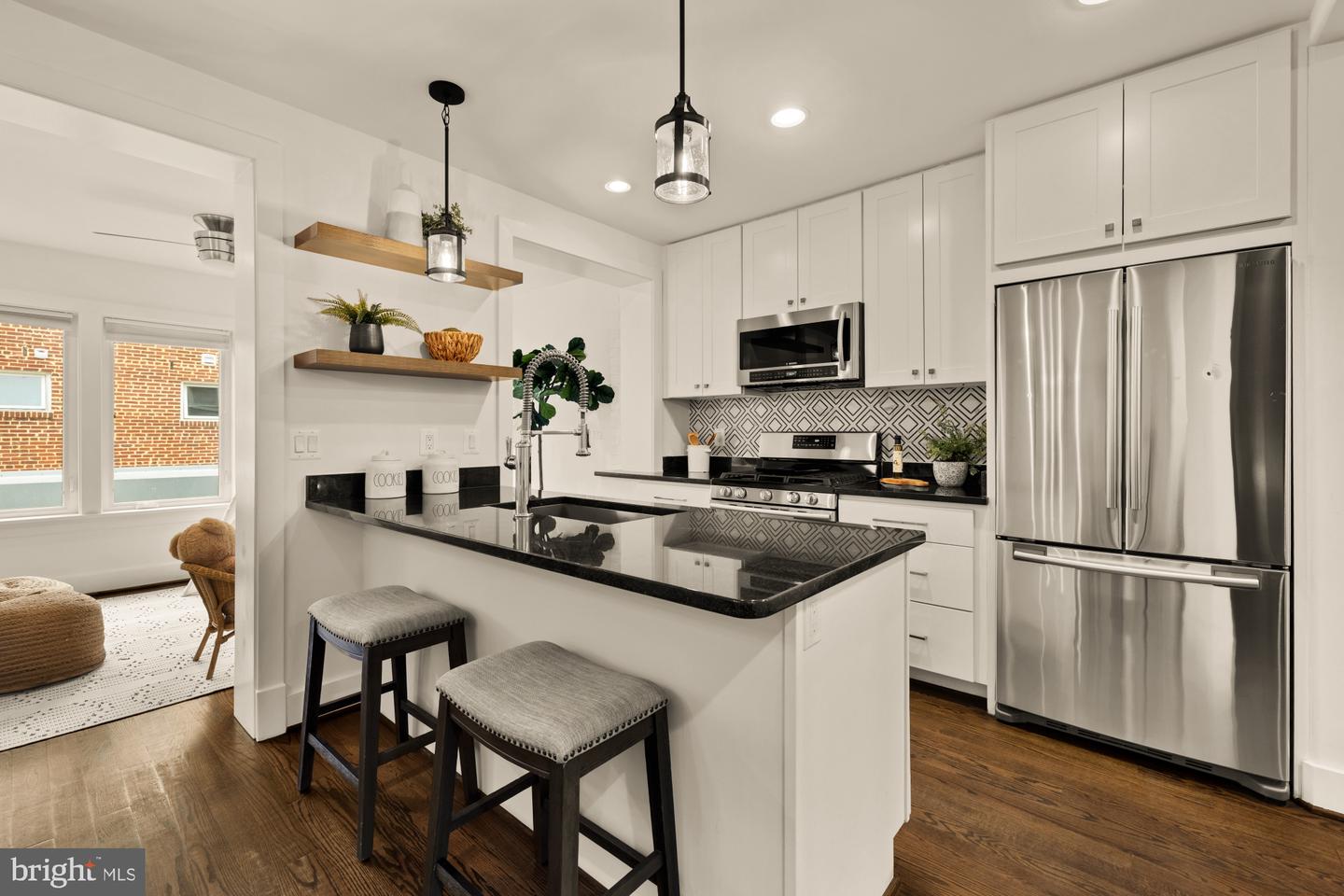1739 D ST NE, WASHINGTON, District Of Columbia 20002, 4 Bedrooms Bedrooms, ,3 BathroomsBathrooms,Residential,For sale,1739 D ST NE,DCDC2223318 MLS # DCDC2223318