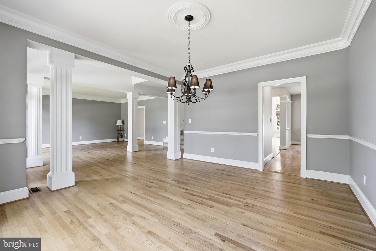 4445 TUSCANY CT, WOODBRIDGE, Virginia 22192, 4 Bedrooms Bedrooms, ,3 BathroomsBathrooms,Residential,For sale,4445 TUSCANY CT,VAPW2104616 MLS # VAPW2104616