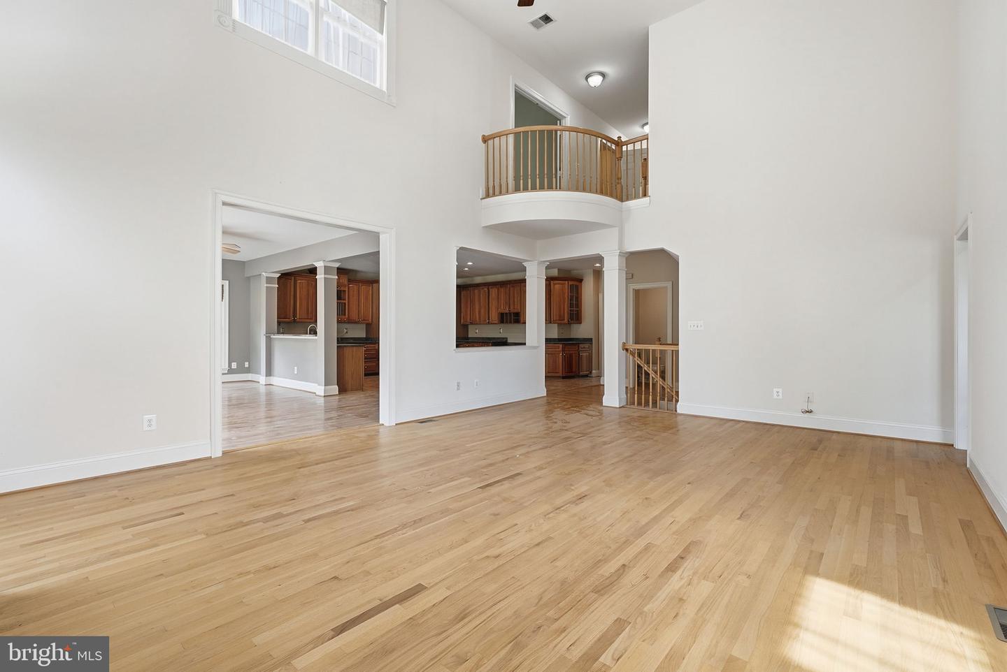 4445 TUSCANY CT, WOODBRIDGE, Virginia 22192, 4 Bedrooms Bedrooms, ,3 BathroomsBathrooms,Residential,For sale,4445 TUSCANY CT,VAPW2104616 MLS # VAPW2104616
