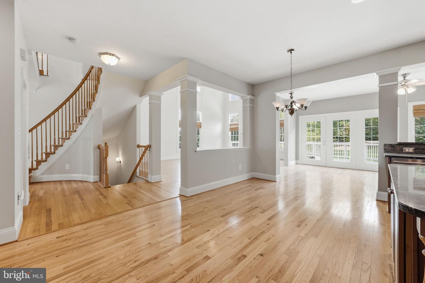 4445 TUSCANY CT, WOODBRIDGE, Virginia 22192, 4 Bedrooms Bedrooms, ,3 BathroomsBathrooms,Residential,For sale,4445 TUSCANY CT,VAPW2104616 MLS # VAPW2104616