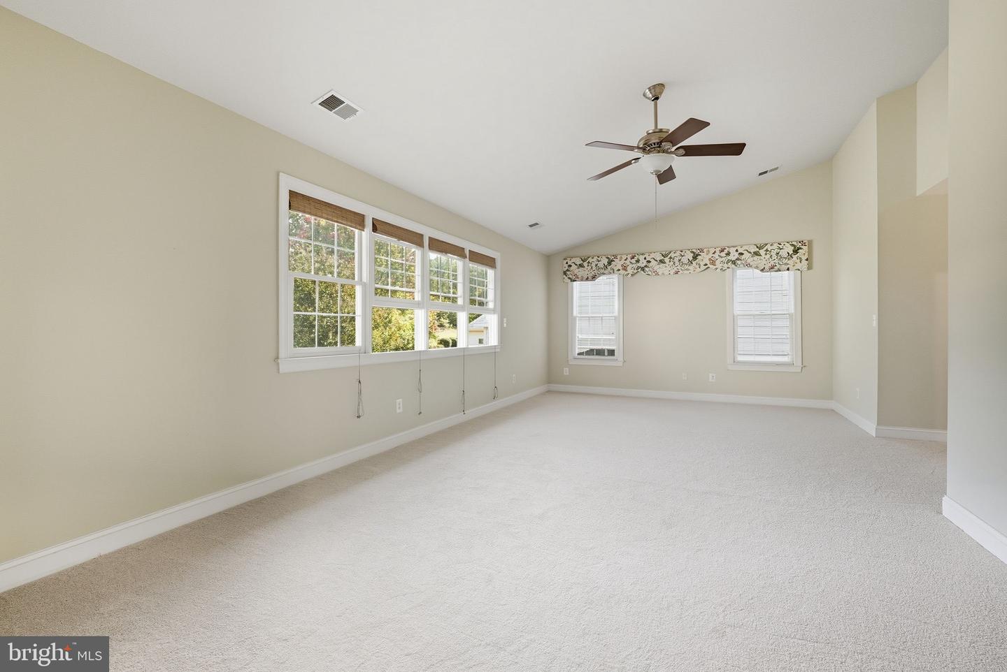 4445 TUSCANY CT, WOODBRIDGE, Virginia 22192, 4 Bedrooms Bedrooms, ,3 BathroomsBathrooms,Residential,For sale,4445 TUSCANY CT,VAPW2104616 MLS # VAPW2104616