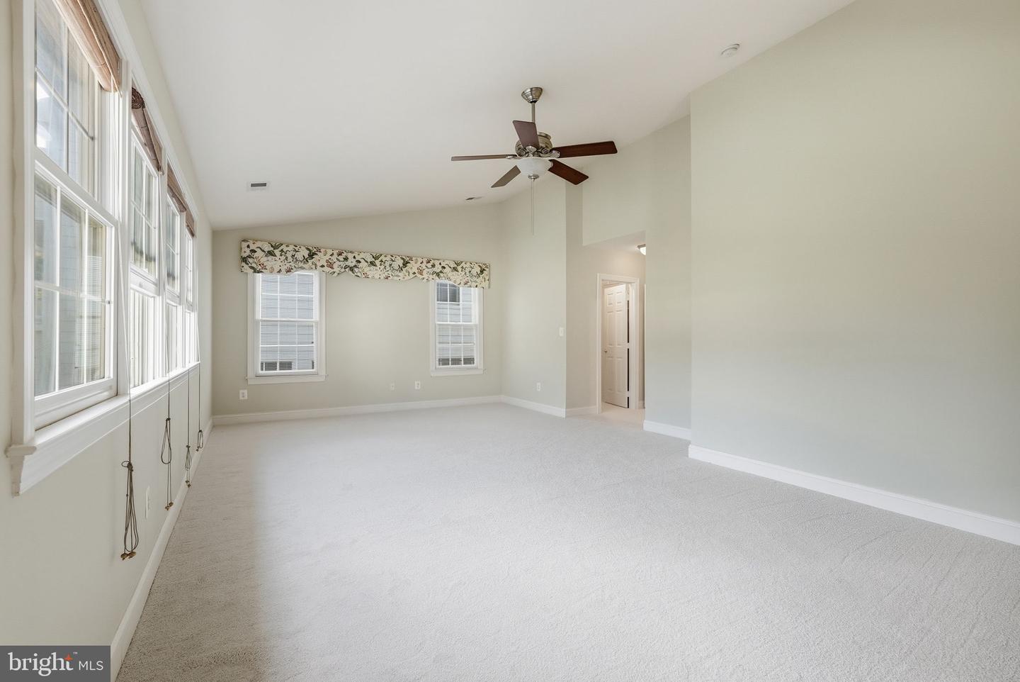 4445 TUSCANY CT, WOODBRIDGE, Virginia 22192, 4 Bedrooms Bedrooms, ,3 BathroomsBathrooms,Residential,For sale,4445 TUSCANY CT,VAPW2104616 MLS # VAPW2104616