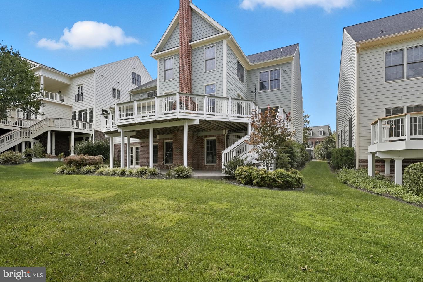 4445 TUSCANY CT, WOODBRIDGE, Virginia 22192, 4 Bedrooms Bedrooms, ,3 BathroomsBathrooms,Residential,For sale,4445 TUSCANY CT,VAPW2104616 MLS # VAPW2104616
