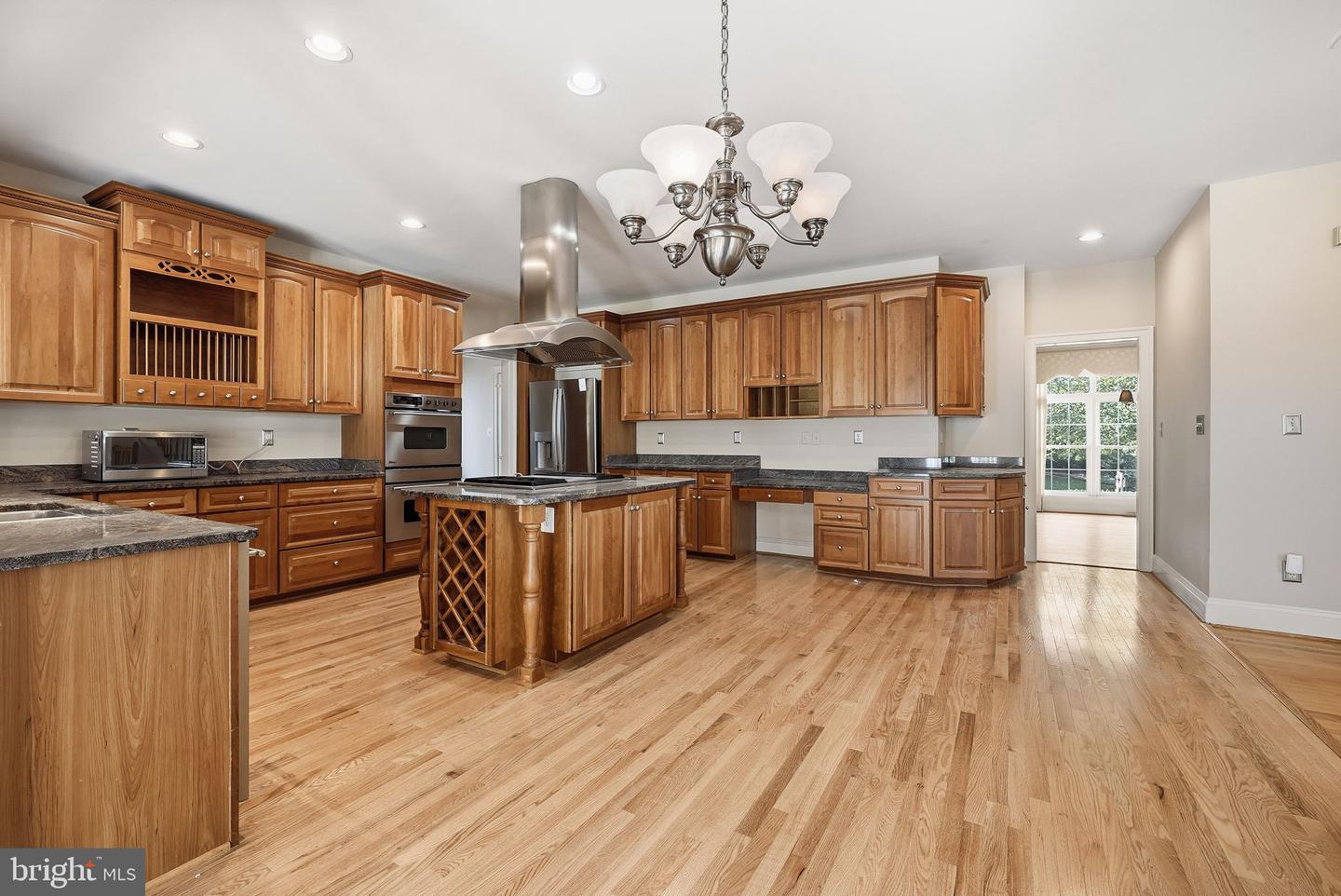 4445 TUSCANY CT, WOODBRIDGE, Virginia 22192, 4 Bedrooms Bedrooms, ,3 BathroomsBathrooms,Residential,For sale,4445 TUSCANY CT,VAPW2104616 MLS # VAPW2104616