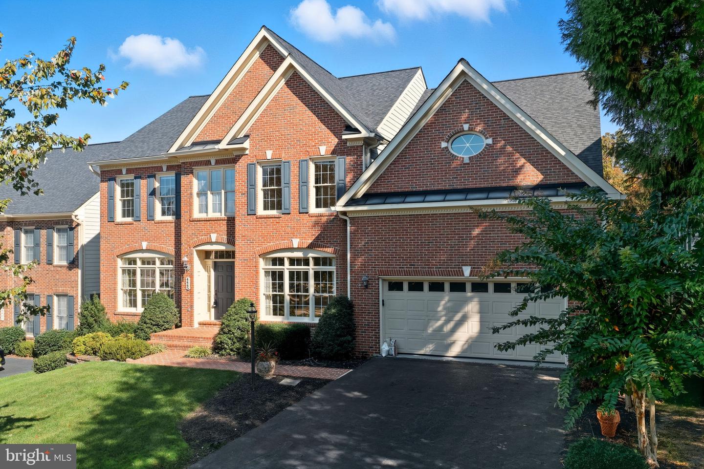 4445 TUSCANY CT, WOODBRIDGE, Virginia 22192, 4 Bedrooms Bedrooms, ,3 BathroomsBathrooms,Residential,For sale,4445 TUSCANY CT,VAPW2104616 MLS # VAPW2104616