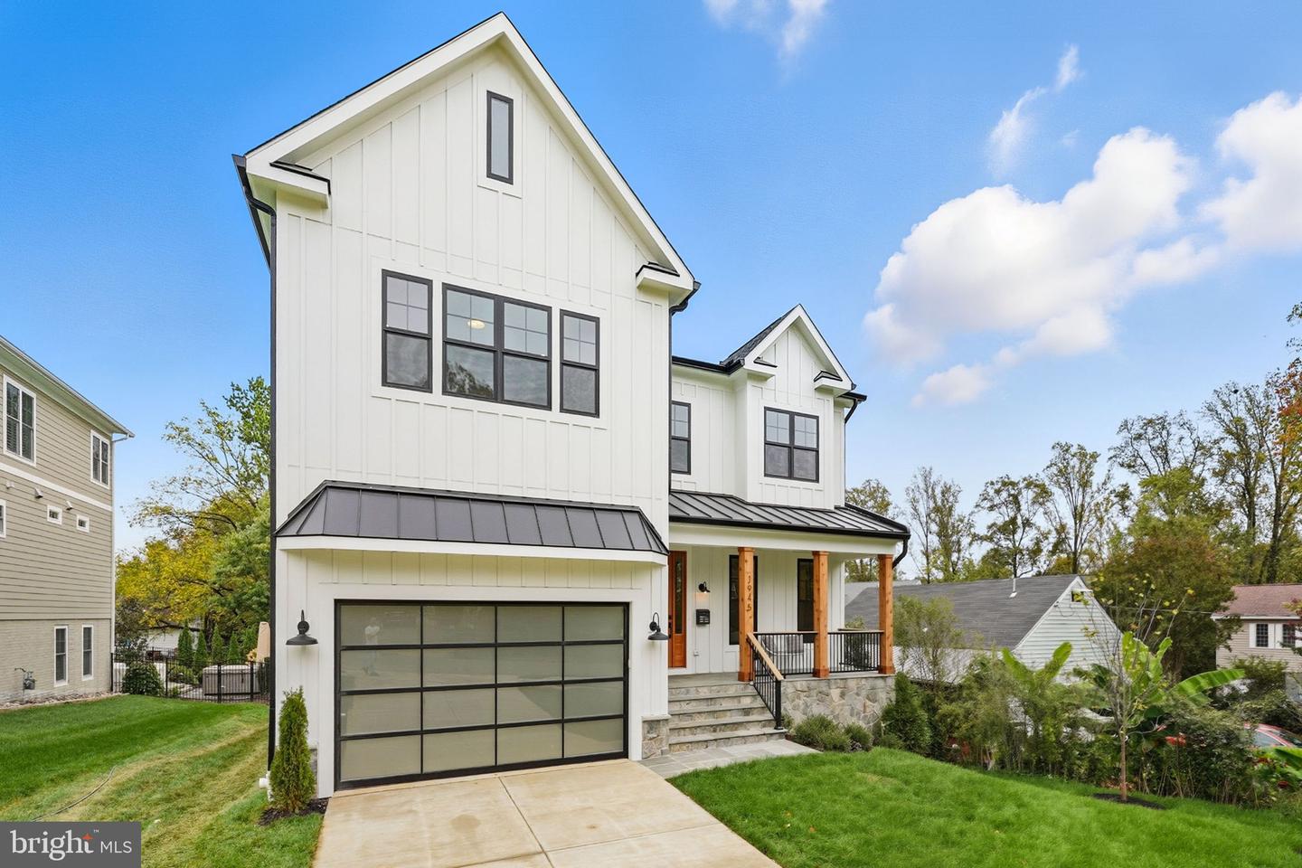 1945 LEONARD RD, FALLS CHURCH, Virginia 22043, 6 Bedrooms Bedrooms, ,6 BathroomsBathrooms,Residential,For sale,1945 LEONARD RD,VAFX2269374 MLS # VAFX2269374