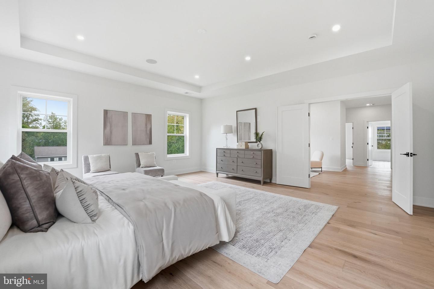 1945 LEONARD RD, FALLS CHURCH, Virginia 22043, 6 Bedrooms Bedrooms, ,6 BathroomsBathrooms,Residential,For sale,1945 LEONARD RD,VAFX2269374 MLS # VAFX2269374