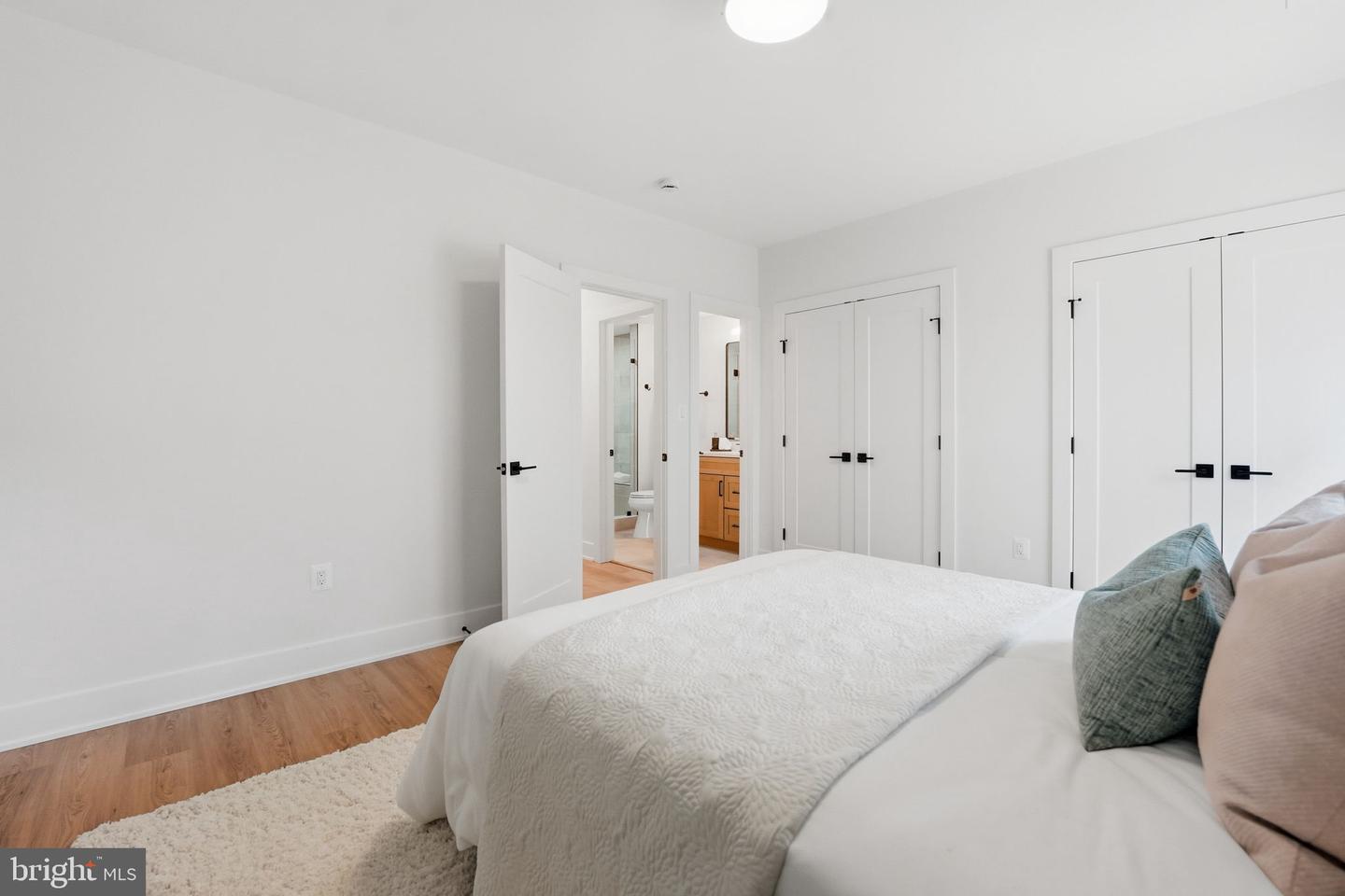 1945 LEONARD RD, FALLS CHURCH, Virginia 22043, 6 Bedrooms Bedrooms, ,6 BathroomsBathrooms,Residential,For sale,1945 LEONARD RD,VAFX2269374 MLS # VAFX2269374