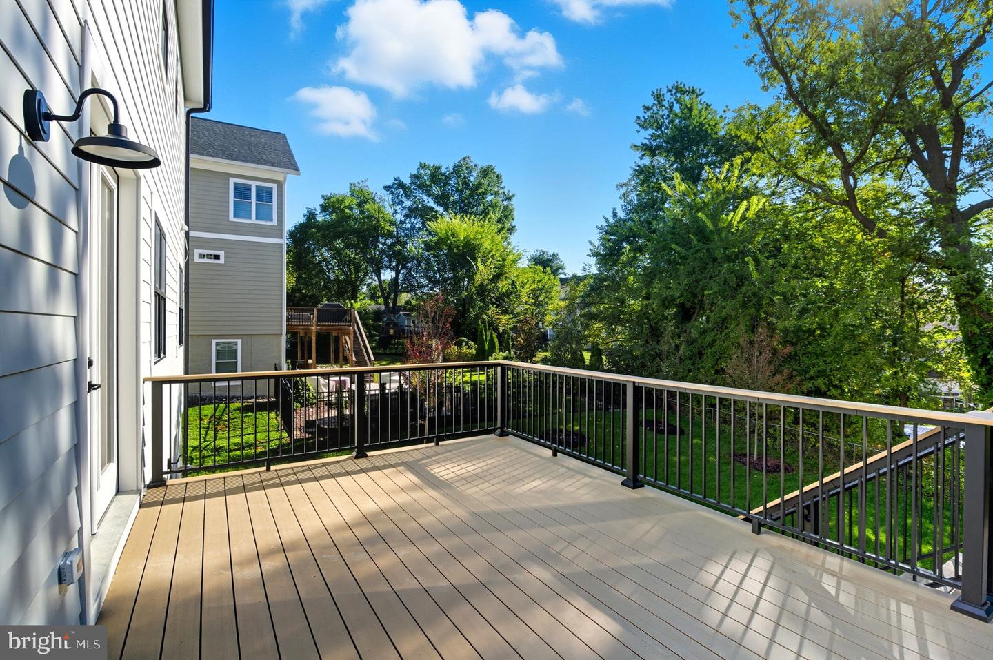 1945 LEONARD RD, FALLS CHURCH, Virginia 22043, 6 Bedrooms Bedrooms, ,6 BathroomsBathrooms,Residential,For sale,1945 LEONARD RD,VAFX2269374 MLS # VAFX2269374
