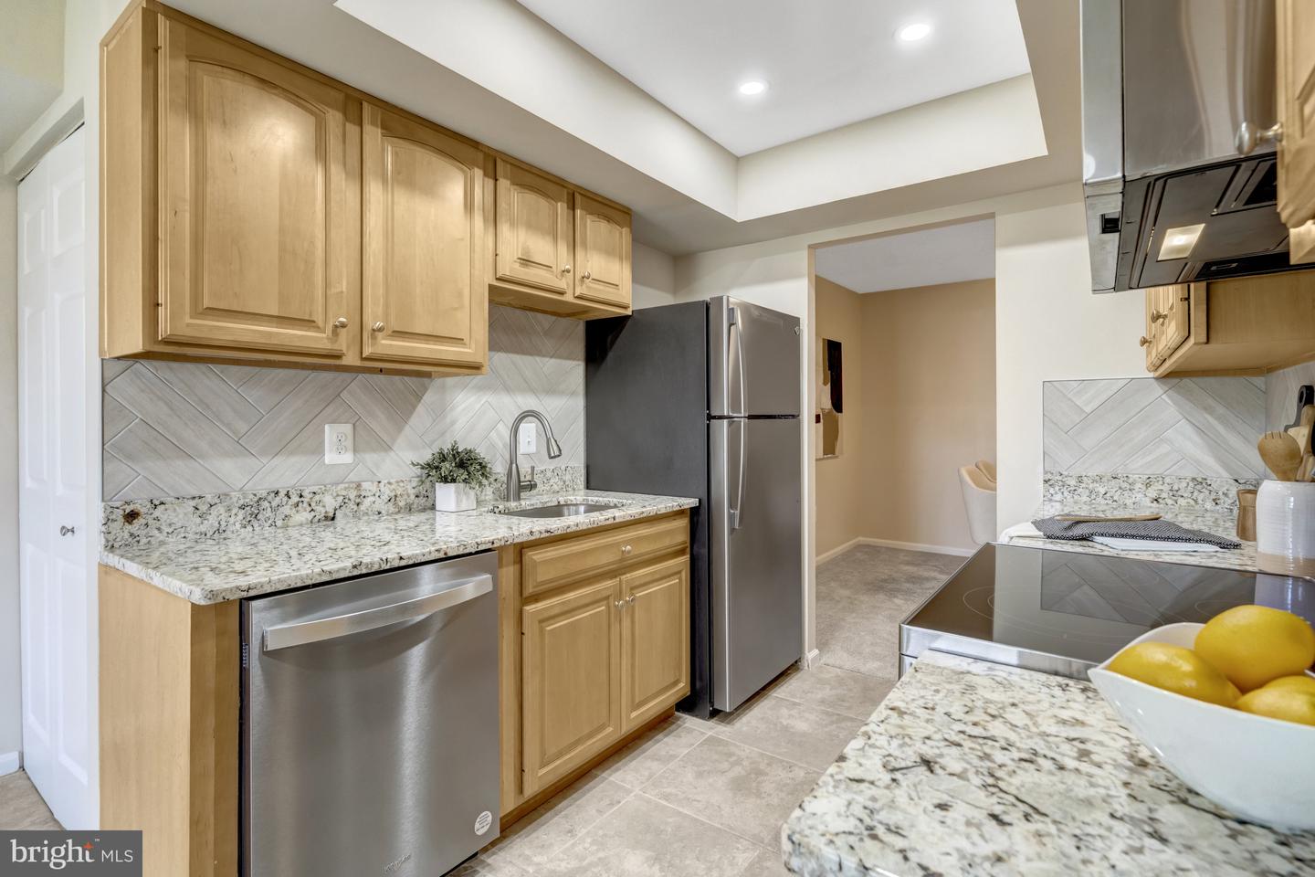 10208 BUSHMAN DR, OAKTON, Virginia 22124, 1 Bedroom Bedrooms, ,1 BathroomBathrooms,Residential,For sale,10208 BUSHMAN DR,VAFX2269862 MLS # VAFX2269862