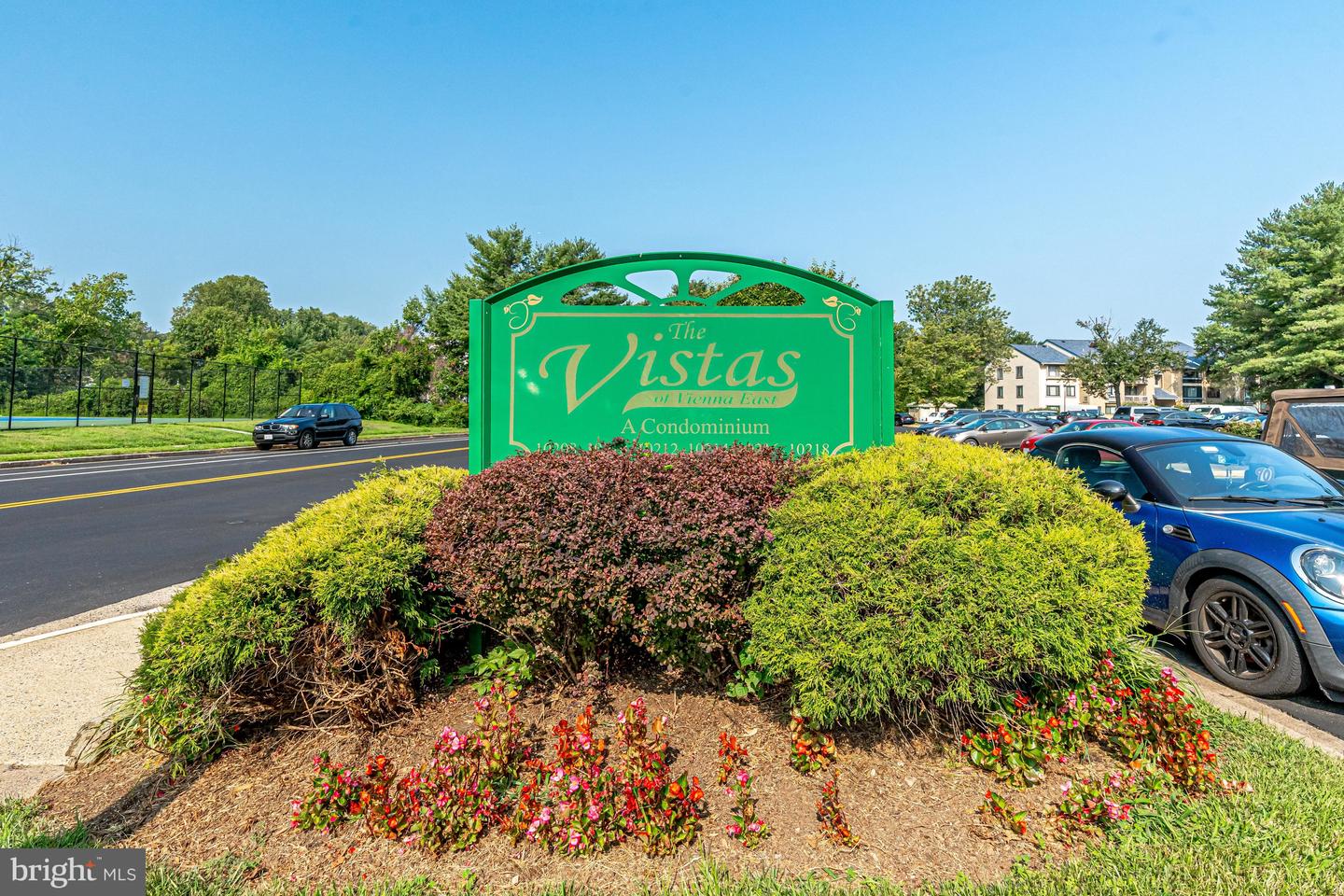 10208 BUSHMAN DR, OAKTON, Virginia 22124, 1 Bedroom Bedrooms, ,1 BathroomBathrooms,Residential,For sale,10208 BUSHMAN DR,VAFX2269862 MLS # VAFX2269862