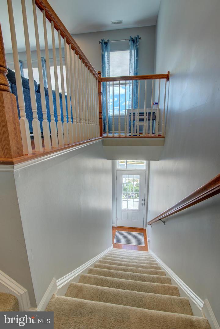 42287 JESSICA FARM TER, ASHBURN, Virginia 20148, 3 Bedrooms Bedrooms, ,3 BathroomsBathrooms,Residential,For sale,42287 JESSICA FARM TER,VALO2107876 MLS # VALO2107876