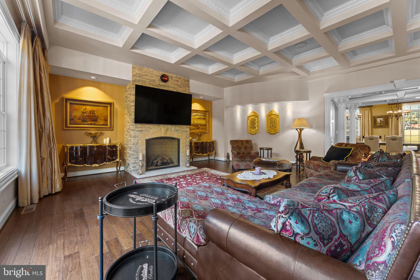 11561 STUART MILL RD, OAKTON, Virginia 22124, 5 Bedrooms Bedrooms, ,5 BathroomsBathrooms,Residential,For sale,11561 STUART MILL RD,VAFX2272610 MLS # VAFX2272610