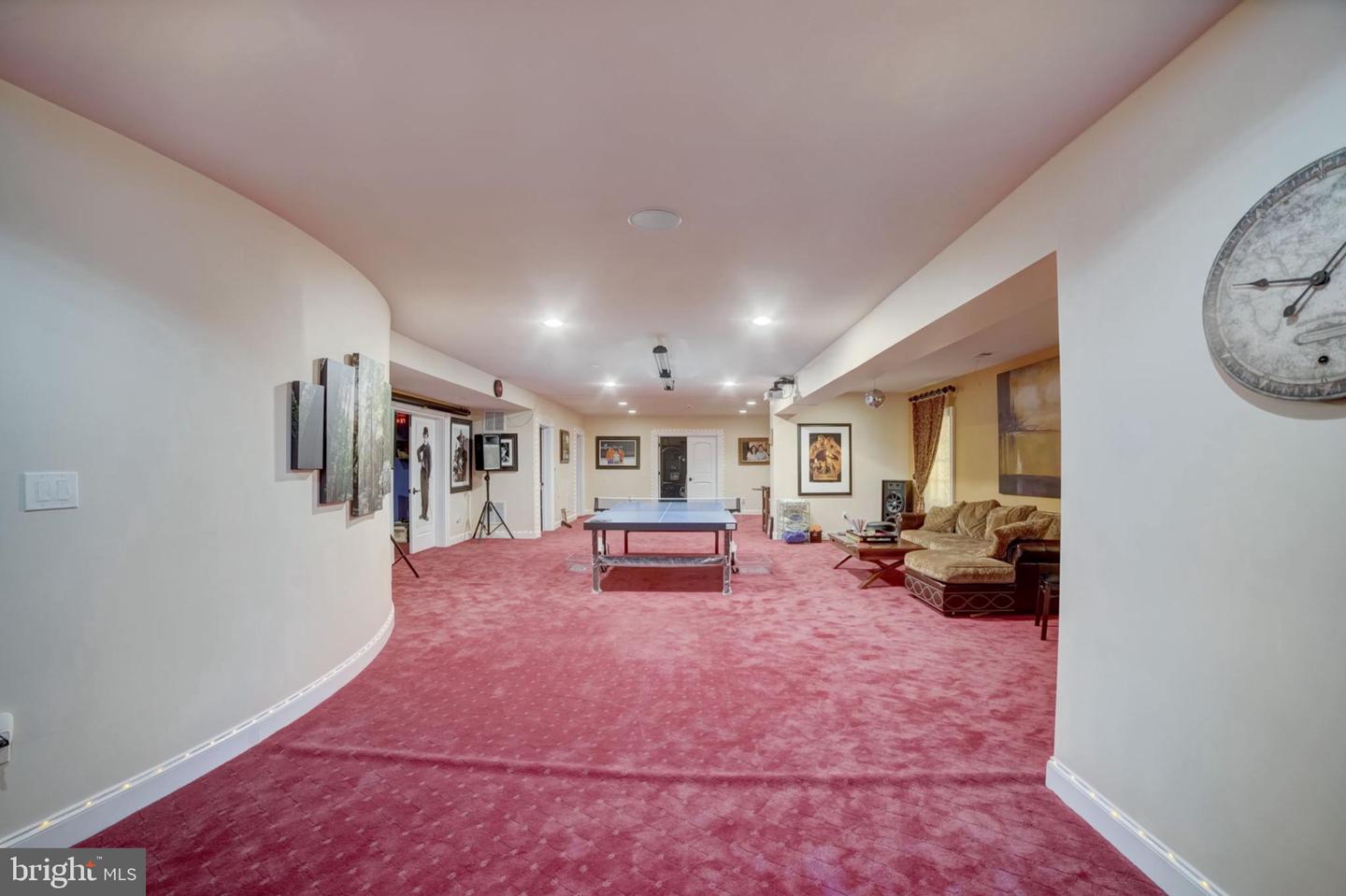 11561 STUART MILL RD, OAKTON, Virginia 22124, 5 Bedrooms Bedrooms, ,5 BathroomsBathrooms,Residential,For sale,11561 STUART MILL RD,VAFX2272610 MLS # VAFX2272610