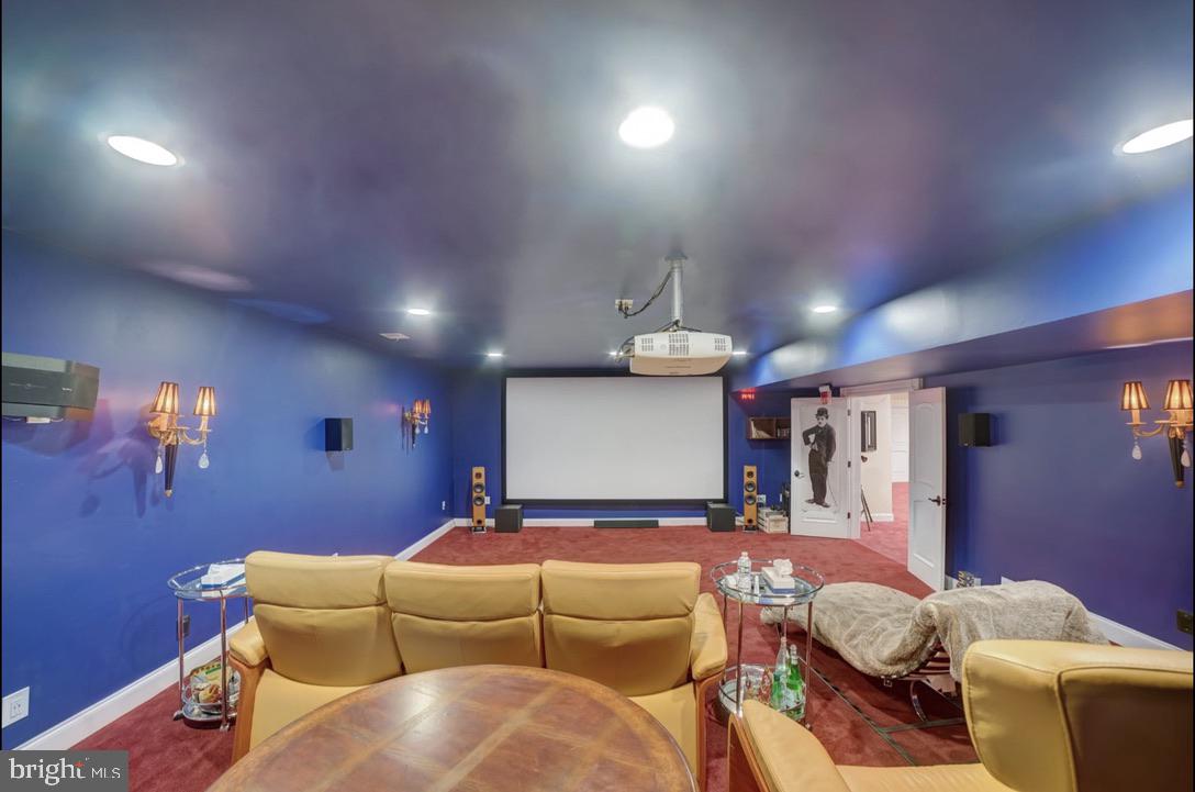 11561 STUART MILL RD, OAKTON, Virginia 22124, 5 Bedrooms Bedrooms, ,5 BathroomsBathrooms,Residential,For sale,11561 STUART MILL RD,VAFX2272610 MLS # VAFX2272610