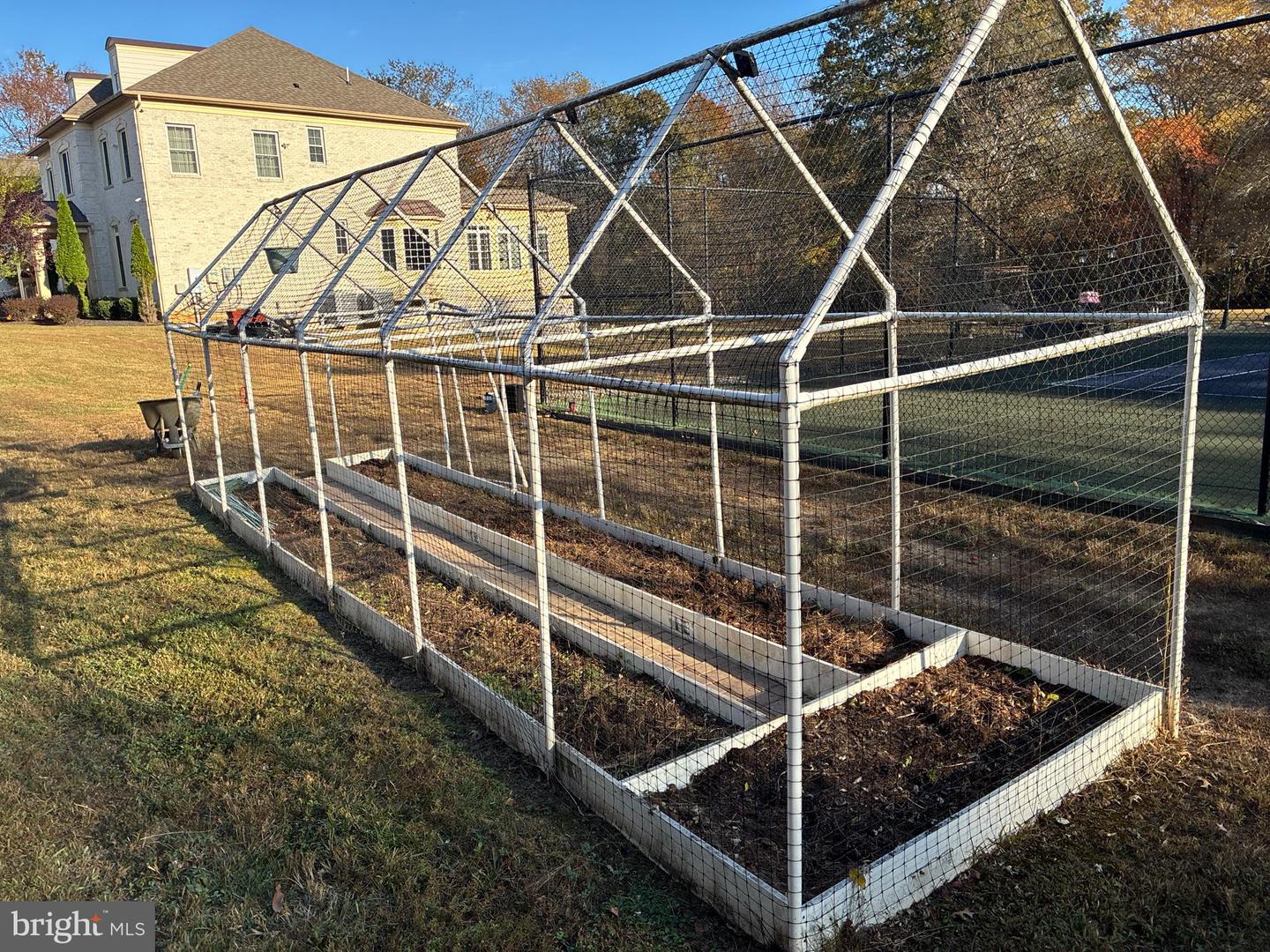 11561 STUART MILL RD, OAKTON, Virginia 22124, 5 Bedrooms Bedrooms, ,5 BathroomsBathrooms,Residential,For sale,11561 STUART MILL RD,VAFX2272610 MLS # VAFX2272610 11561 STUART MILL RD, OAKTON, Virginia 22124, 5 Bedrooms Bedrooms, ,5 BathroomsBathrooms,Residential,For sale,11561 STUART MILL RD,VAFX2272610 MLS # VAFX2272610